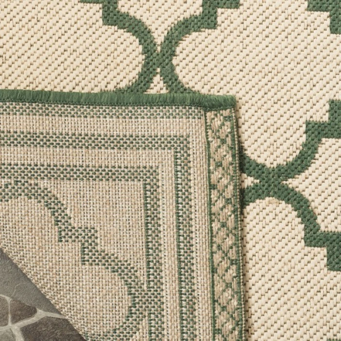 Safavieh Linden  Cream / Green LND121 6 ft. 7 in. X 6 ft. 7 in. Square Rug