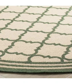 Safavieh Linden  Cream / Green LND121 6 ft. 7 in. X 6 ft. 7 in. Round Rug