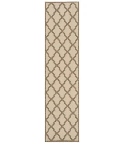 Safavieh Linden  Cream / Beige LND122 2 ft. 2 in. X 8 ft. Runner Rug