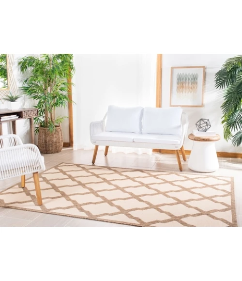 Safavieh Linden  Cream / Beige LND122 8 ft. X 10 ft. Rectangle Rug