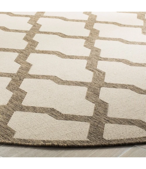 Safavieh Linden  Cream / Beige LND122 6 ft. 7 in. X 6 ft. 7 in. Round Rug
