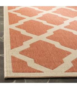 Safavieh Linden  Rust / Creme LND122 5 ft. 3 in. X 7 ft. 6 in. Rectangle Rug