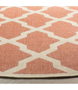 Safavieh Linden  Rust / Creme LND122 6 ft. 7 in. X 6 ft. 7 in. Round Rug