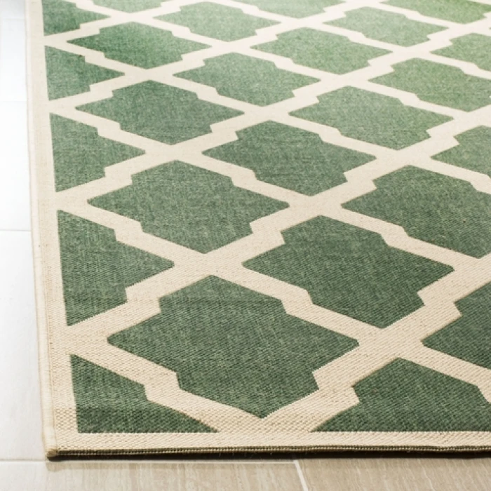 Safavieh Linden  Green / Creme LND122 6 ft. 7 in. X 6 ft. 7 in. Square Rug