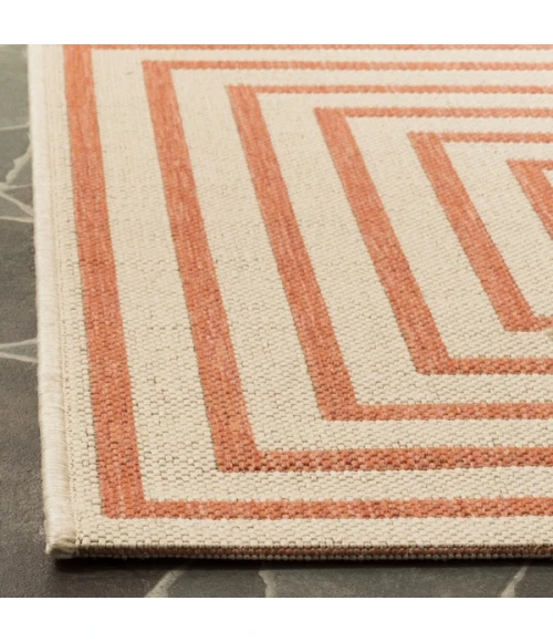 Safavieh Linden  Cream / Rust LND123 6 ft. 7 in. X 6 ft. 7 in. Round Rug