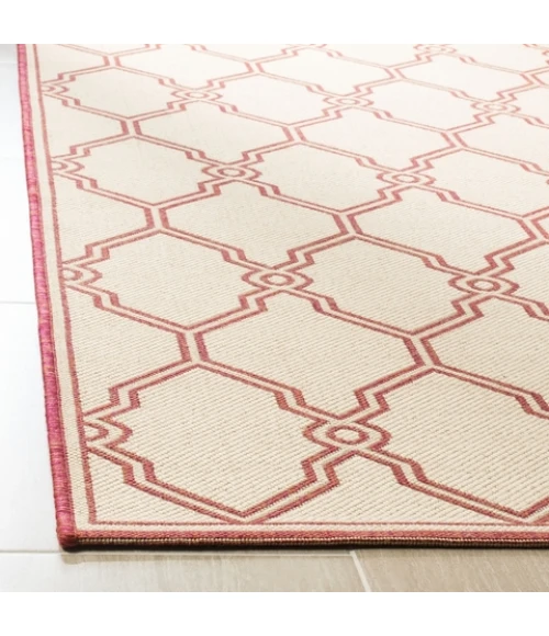 Safavieh Linden  Red / Creme LND124 6 ft. 7 in. X 6 ft. 7 in. Square Rug