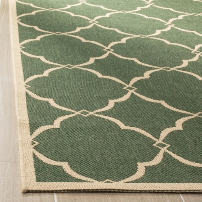 Safavieh Linden  Green / Creme LND125 6 ft. 7 in. X 6 ft. 7 in. Round Rug