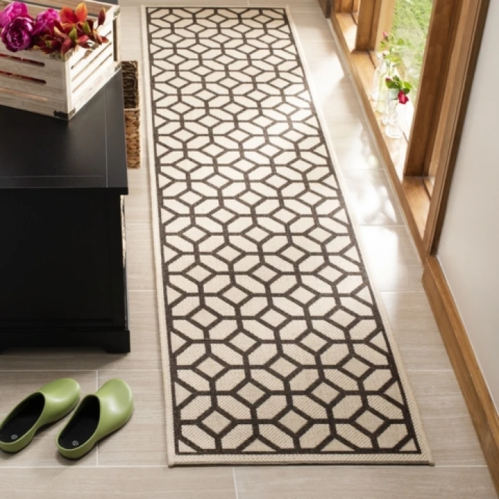 Safavieh Linden  Natural / Brown LND127 2 ft. 2 in. X 8 ft. Runner Rug