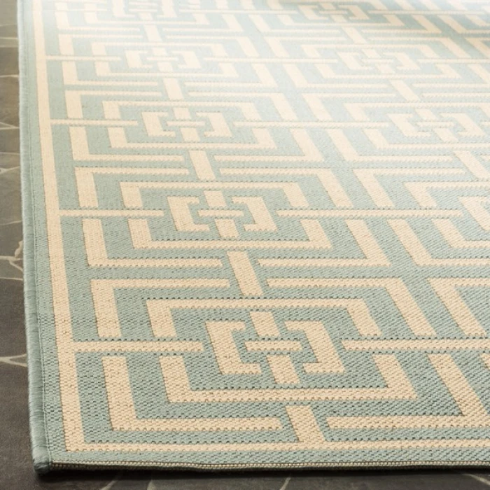 Safavieh Linden  Aqua / Cream LND128 6 ft. 7 in. X 6 ft. 7 in. Round Rug