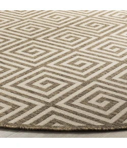 Safavieh Linden  Cream / Beige LND129 6 ft. 7 in. X 6 ft. 7 in. Round Rug