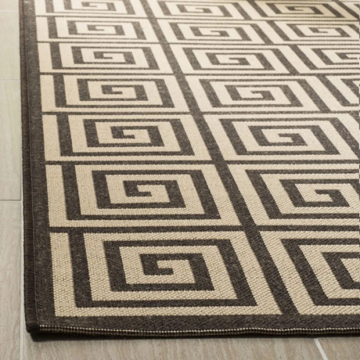 Safavieh Linden  Creme / Brown LND129 6 ft. 7 in. X 6 ft. 7 in. Round Rug