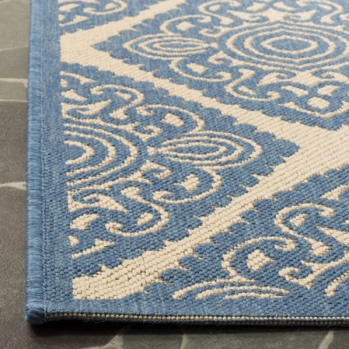 Safavieh Linden  Cream / Blue LND132 5 ft. 3 in. X 7 ft. 6 in. Rectangle Rug