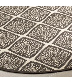 Safavieh Linden  Creme / Brown LND132 6 ft. 7 in. X 6 ft. 7 in. Round Rug