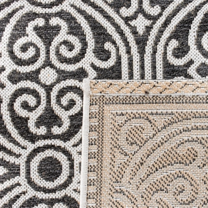 Safavieh Linden  Light Grey / Charcoal LND134 5 ft. 3 in. X 7 ft. 6 in. Rectangle Rug