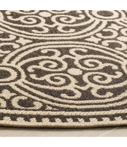 Safavieh Linden  Creme / Brown LND134 6 ft. 7 in. X 6 ft. 7 in. Round Rug