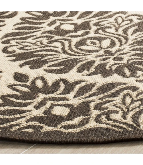 Safavieh Linden  Creme / Brown LND135 6 ft. 7 in. X 6 ft. 7 in. Round Rug