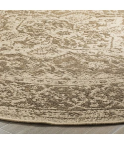 Safavieh Linden  Beige / Cream LND137 4 ft. X 4 ft. Round Rug
