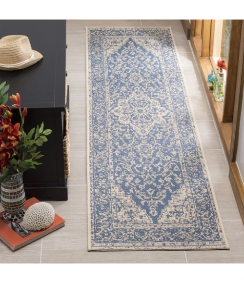 Safavieh Linden  Blue / Creme LND137 2 ft. 2 in. X 10 ft. Runner Rug