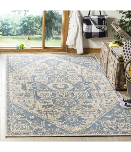 Safavieh Linden  Blue / Creme LND138 6 ft. 7 in. X 6 ft. 7 in. Square Rug