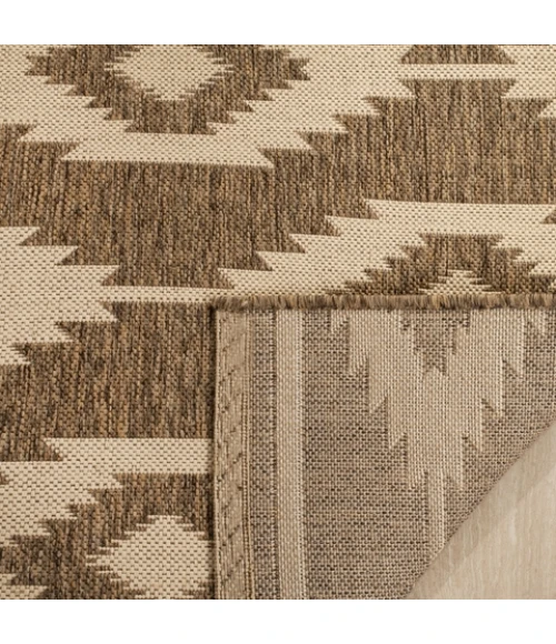 Safavieh Linden  Cream / Beige LND171 5 ft. 3 in. X 7 ft. 6 in. Rectangle Rug