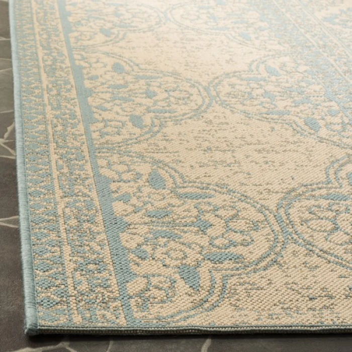 Safavieh Linden  Aqua / Cream LND174 4 ft. X 6 ft. Rectangle Rug