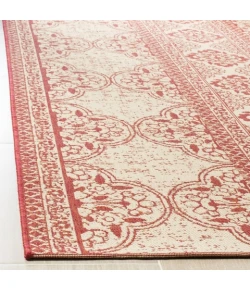 Safavieh Linden  Red / Creme LND174 2 ft. 2 in. X 8 ft. Runner Rug