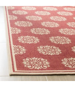Safavieh Linden  Red / Creme LND181 2 ft. 2 in. X 8 ft. Runner Rug