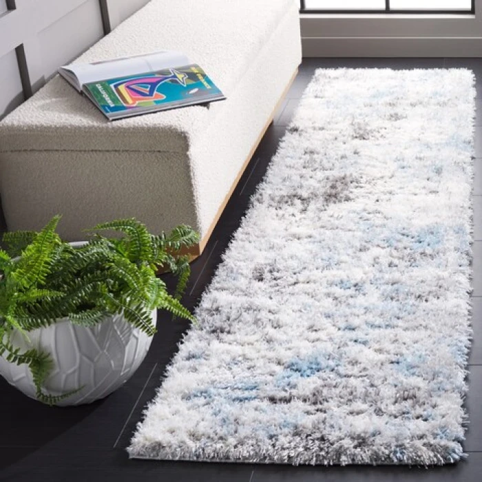 Safavieh Lindsay Shag Grey / Blue Ivory LNS556 2 ft. 2 in. X 8 ft. Runner Rug