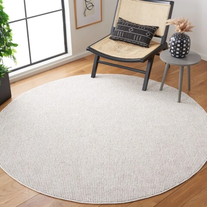 Safavieh Lotus White LOT106 6 ft. 7 in. X 6 ft. 7 in. Round Rug