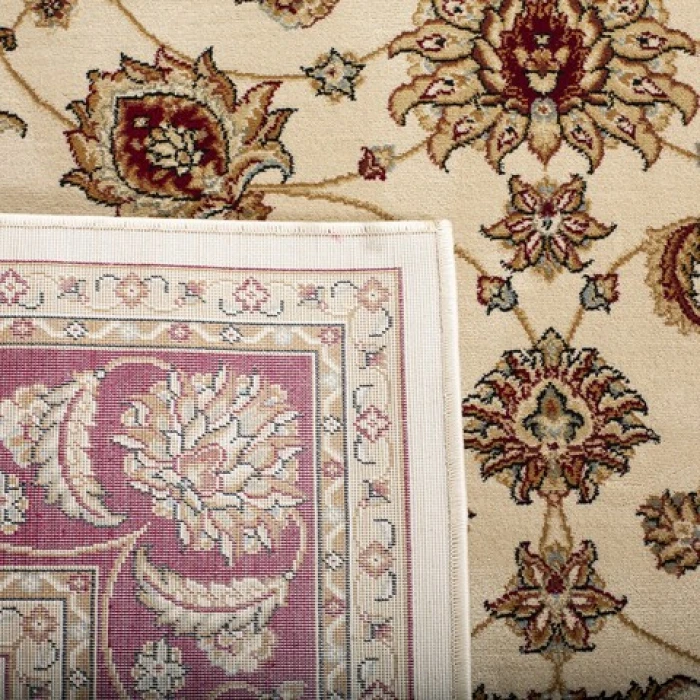 Safavieh Majesty Creme / Red MAJ4781 3 ft. 3 in. X 5 ft. 3 in. Rectangle Rug