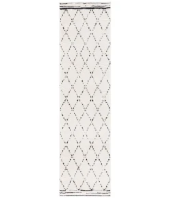 Safavieh Melody Ivory / Black MEL102 2 ft. 2 in. X 8 ft. Runner Rug