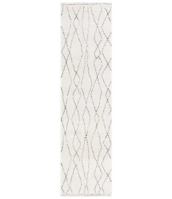Safavieh Melody Ivory / Black MEL112 2 ft. 2 in. X 8 ft. Runner Rug