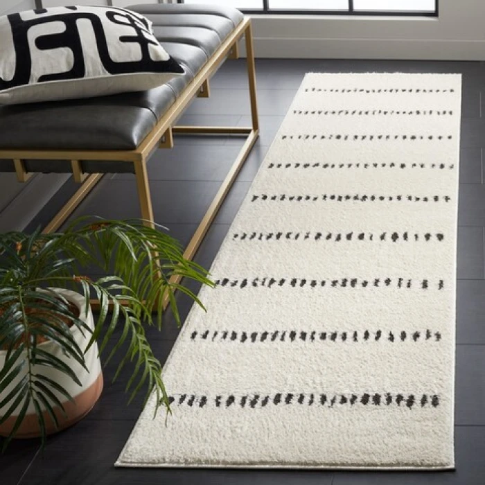 Safavieh Melody Ivory / Black MEL114 2 ft. 2 in. X 8 ft. Runner Rug