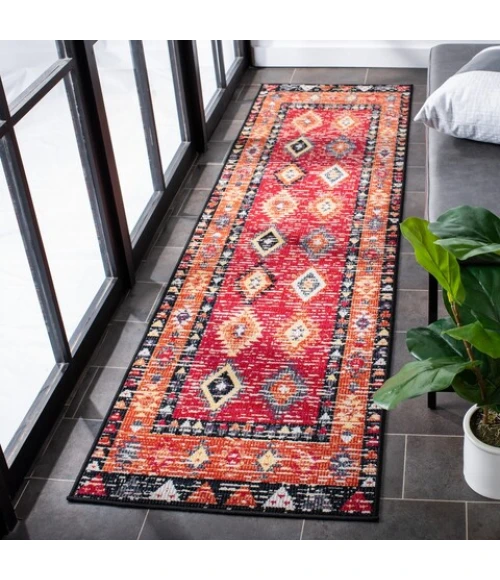 Safavieh Montage  Red / Black MTG201 2 ft. 3 in. X 8 ft. Runner Rug