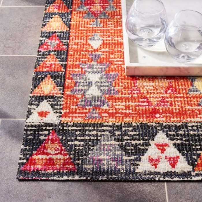 Safavieh Montage  Red / Black MTG201 2 ft. 3 in. X 8 ft. Runner Rug