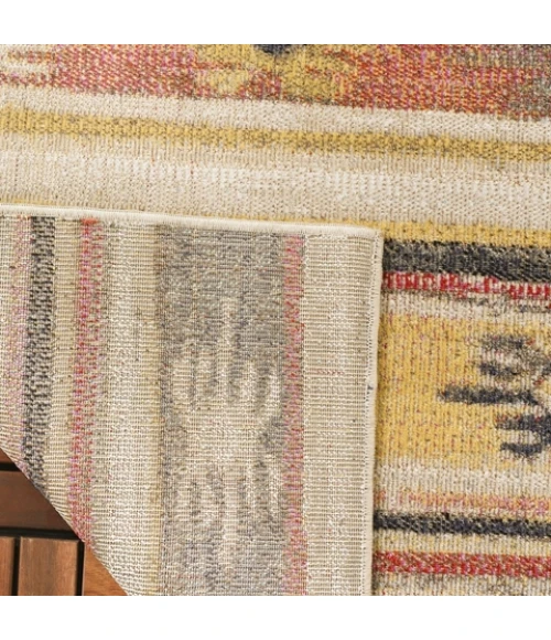 Safavieh Montage  Rust / Ivory MTG241 2 ft. X 6 ft. Runner Rug