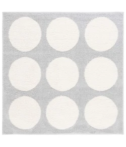 Safavieh Norway Grey / Ivory NOR208 6 ft. 7 in. X 6 ft. 7 in. Square Rug