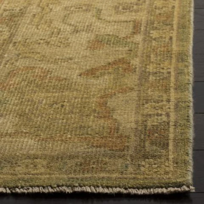 Safavieh Oushak Green / Beige OSH115 4 ft. X 6 ft. Rectangle Rug