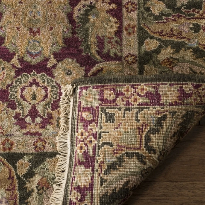 Safavieh Old World Burgundy / Green OW115 4 ft. X 4 ft. Round Rug