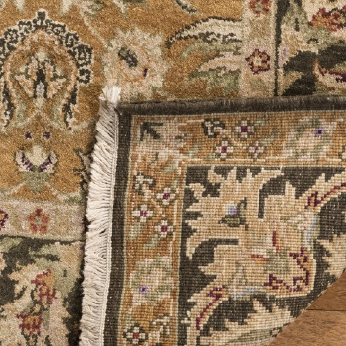 Safavieh Old World Gold / Green OW115 6 ft. X 9 ft. Rectangle Rug