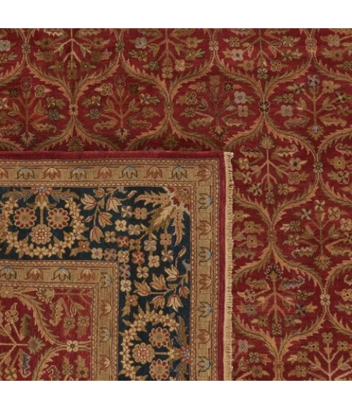 Safavieh Old World Red / Navy OW119 6 ft. X 9 ft. Rectangle Rug