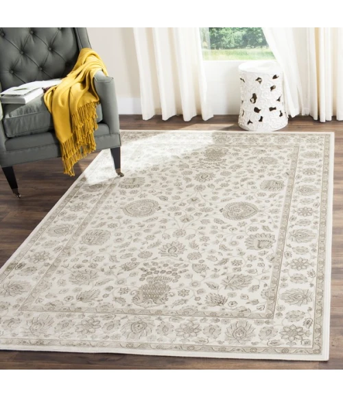 Safavieh Persian Garden Silver / Cream PEG610 4 ft. X 5 ft. 3 in. Rectangle Rug