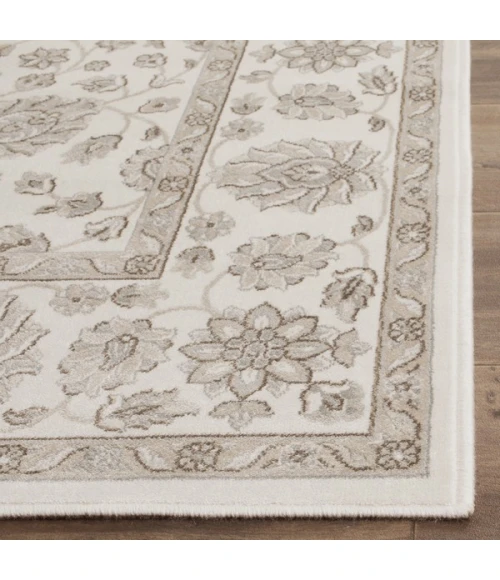 Safavieh Persian Garden Silver / Cream PEG610 4 ft. X 5 ft. 3 in. Rectangle Rug