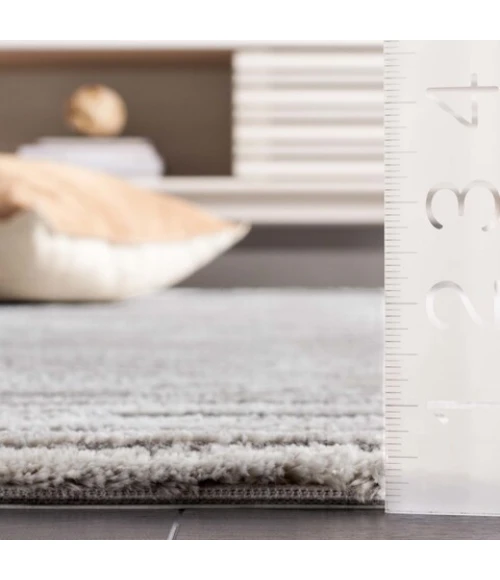 Safavieh Revive Grey REV106 2 ft. 7 in. X 5 ft. Rectangle Rug