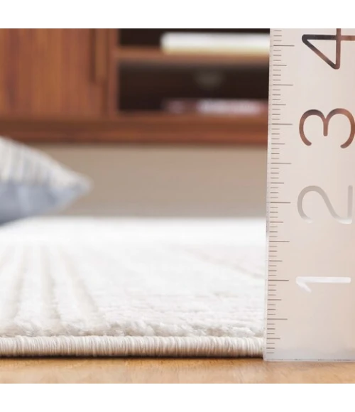 Safavieh Saylor Ivory SAY110 6 ft. 3 in. X 6 ft. 3 in. Square Rug