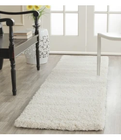 Safavieh Milan Shag Ivory SG180 4 ft. X 4 ft. Round Rug