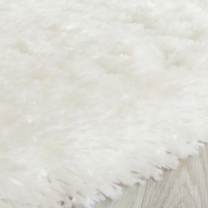 Safavieh Arctic Shag SG270 Ivory 7' X 7' Round Area Rug