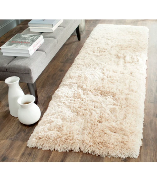 Safavieh Arctic Shag SG270 Light Beige 2'-6" X 4' Accent Area Rug
