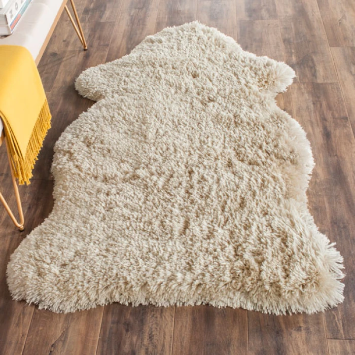 Safavieh Arctic Shag SG270 Light Beige 2'-6" X 4' Accent Area Rug