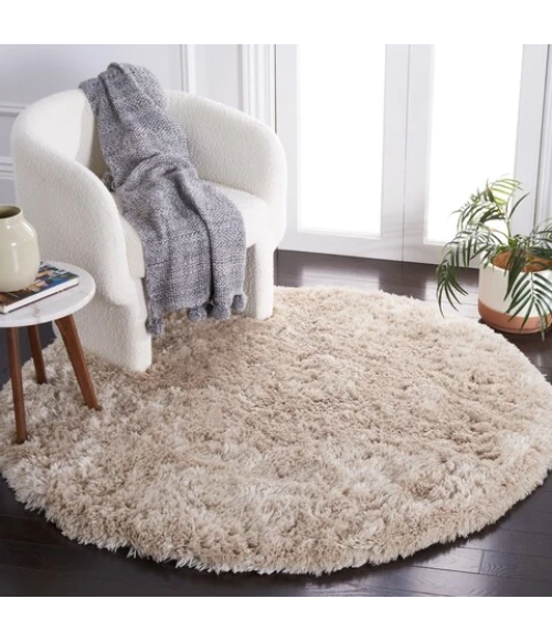 Safavieh Arctic Shag SG270 Light Beige 7' X 7' Round Area Rug